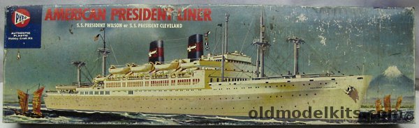 Pyro 1/547 American President Liner - President Wilson or Cleveland, 279-198 plastic model kit